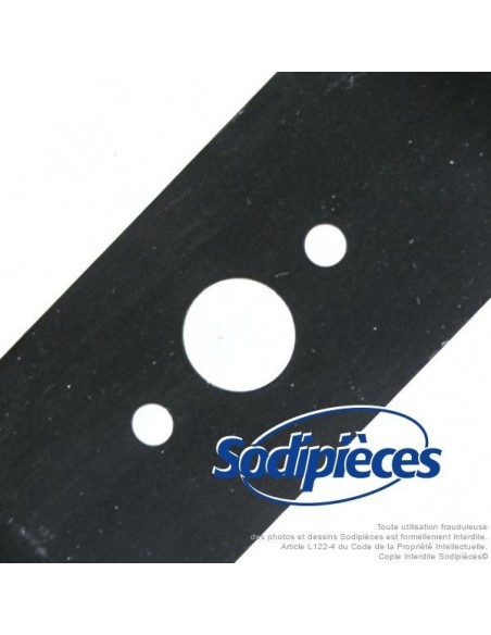 Lame tondeuse 66,5 cm. Al. 21,6 mm. Pour Iseki. Coupe à droite