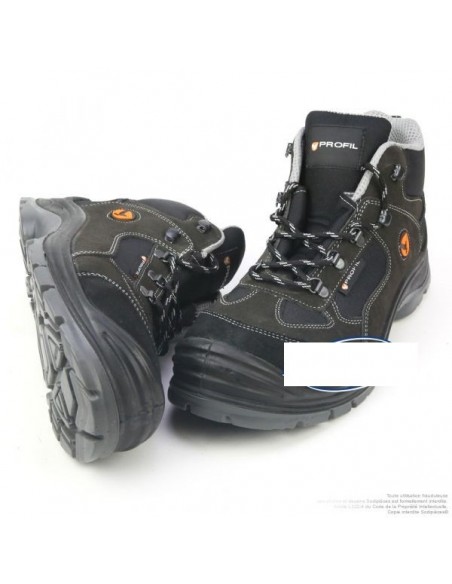 Chaussures de sécurité Phoenix type basket haute T.43