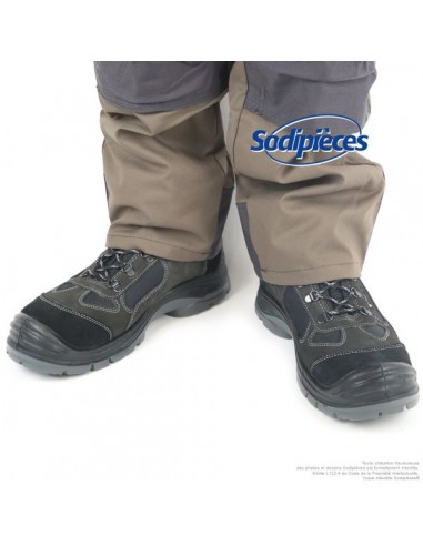 Chaussures-de-securite-Phoenix-type-basket-haute-T41-19641