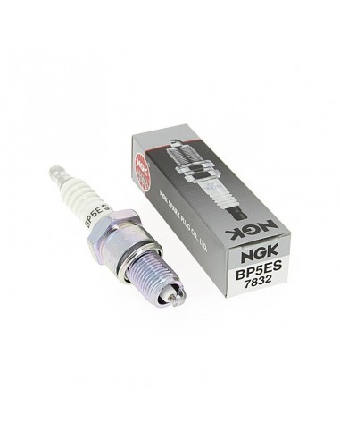 Bougie type BP5ES. NGK