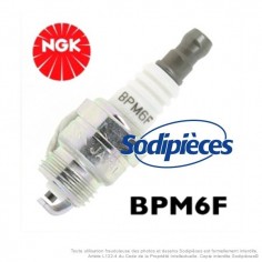 Bougie type BPM6F. NGK 2