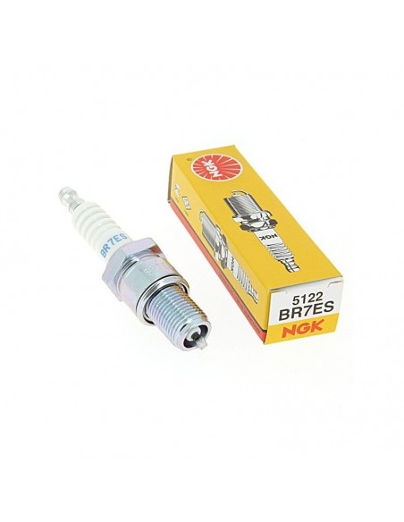 Bougie type BR7ES. NGK