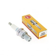 Bougie type BR8ES. NGK