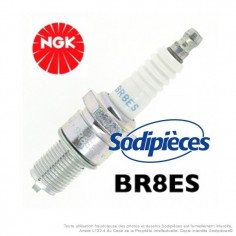 Bougie type BR8ES. NGK 2